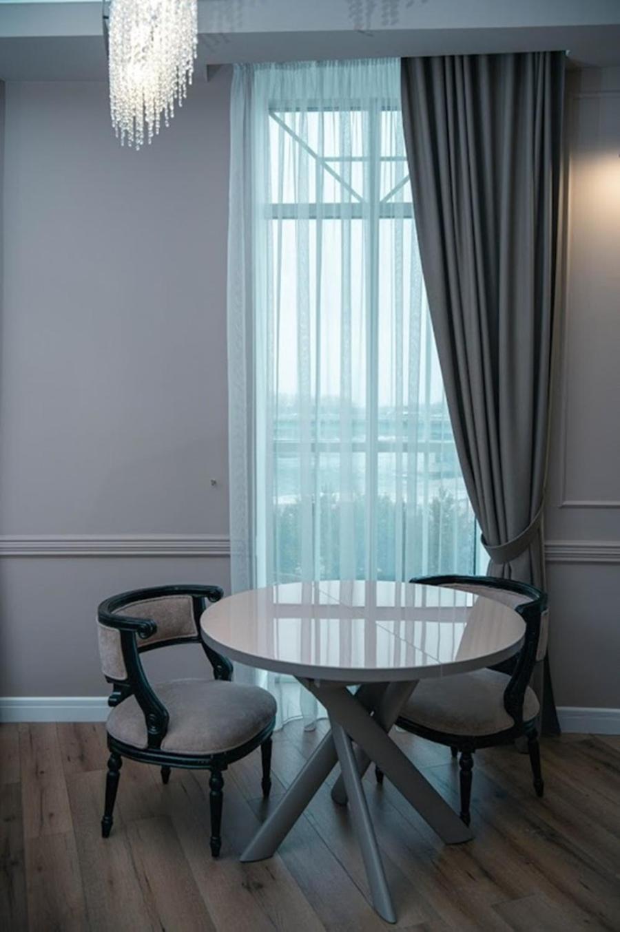 Hotel Royal Bv à Ustʼ-Kamenogorsk Extérieur photo