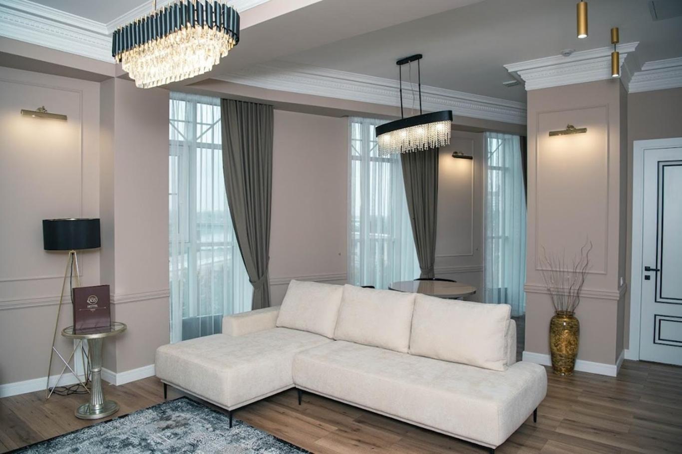 Hotel Royal Bv à Ustʼ-Kamenogorsk Extérieur photo