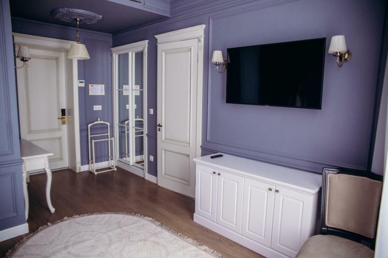 Hotel Royal Bv à Ustʼ-Kamenogorsk Extérieur photo